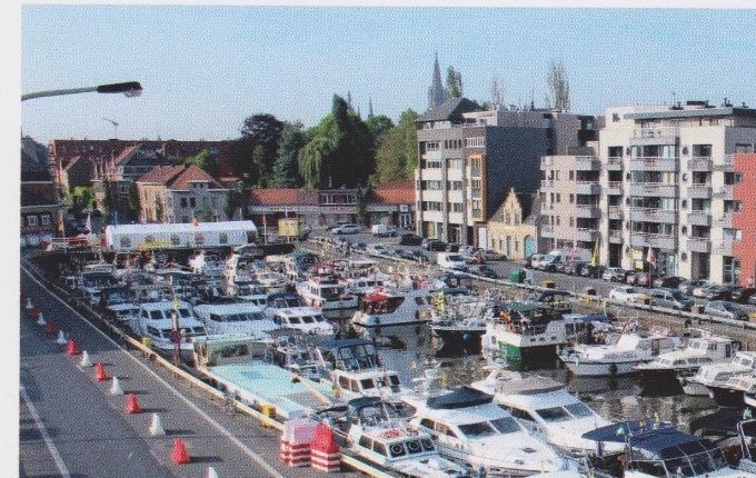 100 jachten afgemeerd in onze haven met VVW Toervaart 2017.
Het was een groot feest in onze jachthaven.
Alle schepen geraakten zonder enig probleem tot in Ieper.